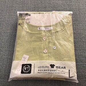 Women’s green two piece set